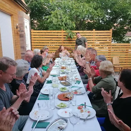 A Bre Da Bre Family Club * Ni